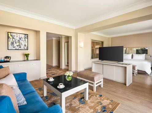 Junior Suite Twin Bed