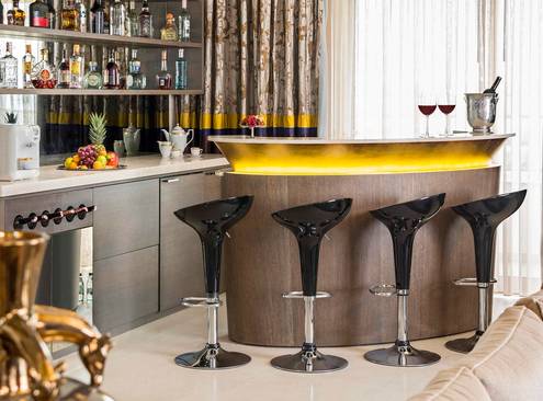 Royal Premium Suite