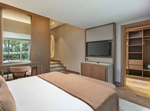 Marine Suite